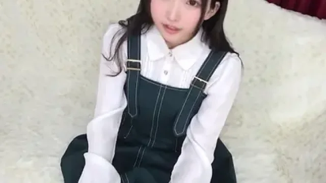 FC2-PPV-4815459 · 弦樂科專攻的音樂大學19歲B罩杯（成長中） 從第一次在人前用超粗按摩棒自慰開始，到互相濕透後無套插入大量射精的始末