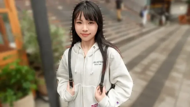 SIRO-5650 · Lihat Seks Generasi Reiwa! Gadis 19 Tahun Yang Bekerja Di Taman Tema Terkenal Telah Memohon! Sangat Berminat Dengan Seks Dan Sangat Comel! Wajah Honeycomb Juga Comel! Adakah Zon Sensitif Yang Terlalu Peka Itu Kerana Masih Muda?! Potensi Seks Yang Terlalu Tinggi! [Rakaman Pertama] Memohon AV Melalui Internet → Penggambaran Pengalaman AV 2530