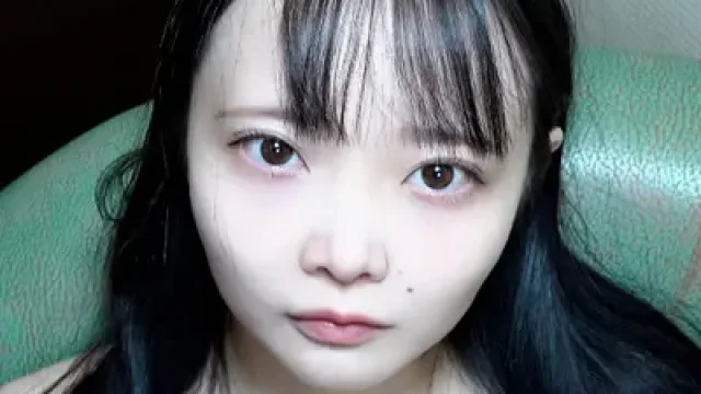 FC2-PPV-4875356 · ♀212 [Inirerekomendang Bilhin Agad] Isang Inosenteng 18-anyos na Magandang Dalaga na may Itim na Buhok, Slender Body at May Buhok sa Puke, Ang Pangarap ay Maging Isang Actress. Punong-puno ng Creampie. Suportahan Natin ang Kanyang Pangarap! ★ May Bonus na Walang Sensor