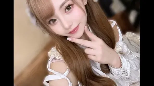 FC2-PPV-4904121 · 【เปิดหน้าครั้งแรก】คอสเพลเยอร์สาวสวยวัย 18 ปี ผู้มีผู้ติดตามพุ่งกระฉูด ปรากฏตัวใน FC2 อย่างน่าตื่นเต้น คลิปหายากที่แตกในวันตกไข่ ความยาว 『1 ชั่วโมง 24 นาที』 ※เหลือจำนวนจำกัด