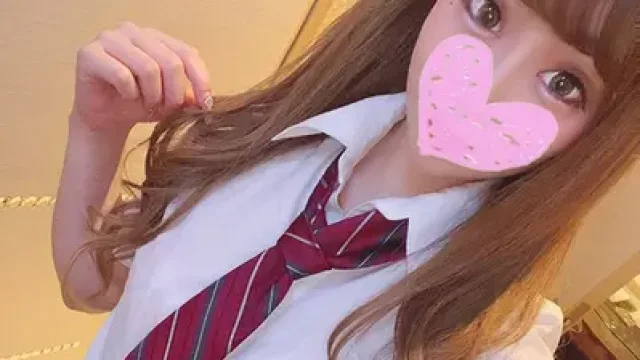 FC2-PPV-4940387 · [18 Years Old] Flirty Raw Creampie Sex With S-Class Little Devil Reflexologist Misa-chan!!