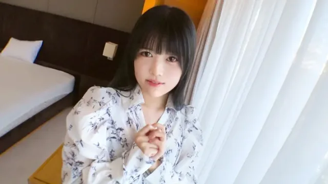 SIRO-5698 · ふわふわタイム突入！ほんわか系の花屋さんで働くおっとり女子が応募してきた！ふんわりした雰囲気から一変！バキュームのように上と下で吸い上げてくる！性欲の限界を超えて咲き乱れる！あなたはまだ本当の花屋さんを知らない！ 【初撮り】ネットでAV応募→AV体験撮影 2596