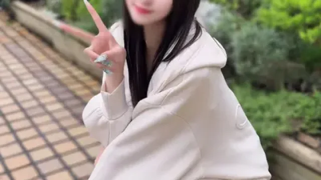FC2-PPV-4950084 · ※100個限定【神回】すべてが完璧な女優との密会デート。感じまくりで絶頂する彼女に興奮し過ぎて１ｍ射精中出し。やばいよこれ