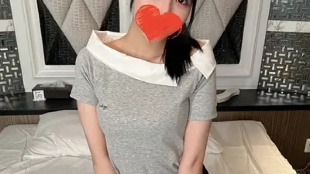 FC2-PPV-4999482 · 【Unang Shooting】Magandang Slender Na Mukhang Inosente Pero Nagiging Carnivorous Kapag Ipinasok Na Ang Tite. Kabaligtaran Ng Cute Na Mukha Ay Sobrang Libog, Pabigla-biglang Pag-arko At Paulit-ulit Na Paglabas Sa Punong-puno Ng Kabataan Na Magandang Katawan Na May Kasamang Maraming Creampie!