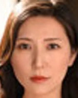 Yuna Shina