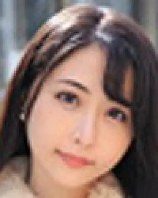 Elly Akira (Elly Arai, Yuka Osawa)