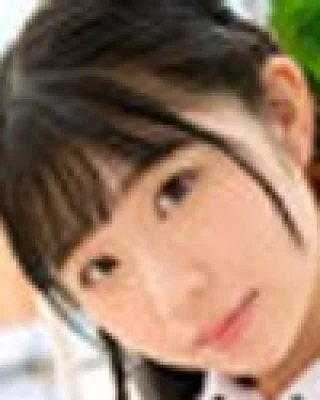 Momo Shinomiya