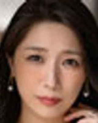 三比菜菜美